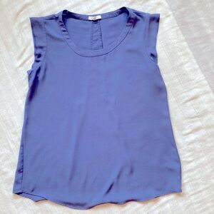 Pleione Bailey Double Pleat Back Sleeveless Top Size Small, Blue